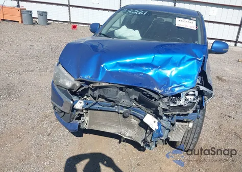 2017 Mitsubishi Outlander Sport 2.0 Le z USA, uszkodzony, nr VIN JA4AP3AUXHZ045600